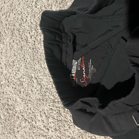 Black Grey’s A Scrubs. See Description for details on type and sizes - Picture 7 of 8